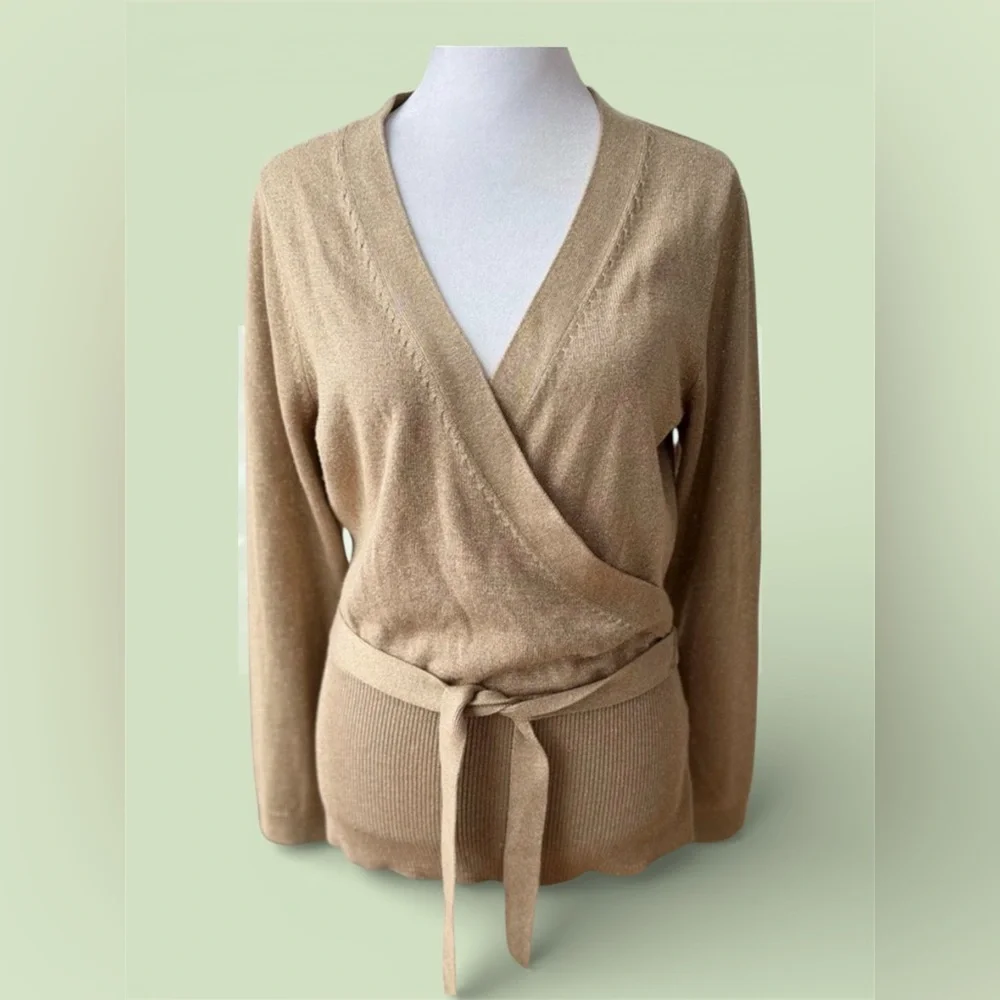 ✨ NWOT New York &Co Metallic Gold wrap front Sweater removable tie Belt Ladies L